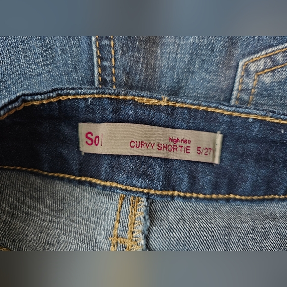 High Rise curvy Shortie shorts size 5/27 - Picture 2 of 3